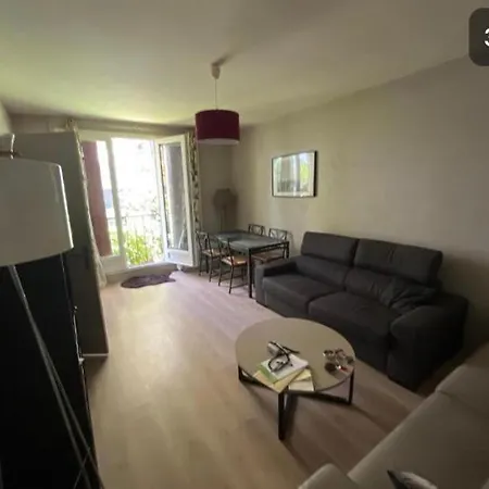 Luxueux Pavillon Grande Familiales 4 Pax Avec Grand Jardin Et Balcon Bagneux (Hauts-de-Seine)