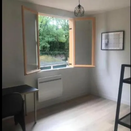 Pensionat Luxueux Pavillon Grande Familiales 4 Pax Avec Grand Jardin Et Balcon *