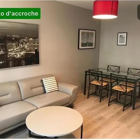 Luxueux Pavillon Grande Familiales 4 Pax Avec Grand Jardin Et Balcon Pensionat