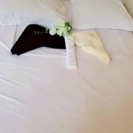 Pensionat Luxueux Pavillon Grande Familiales 4 Pax Avec Grand Jardin Et Balcon Bagneux (Hauts-de-Seine)